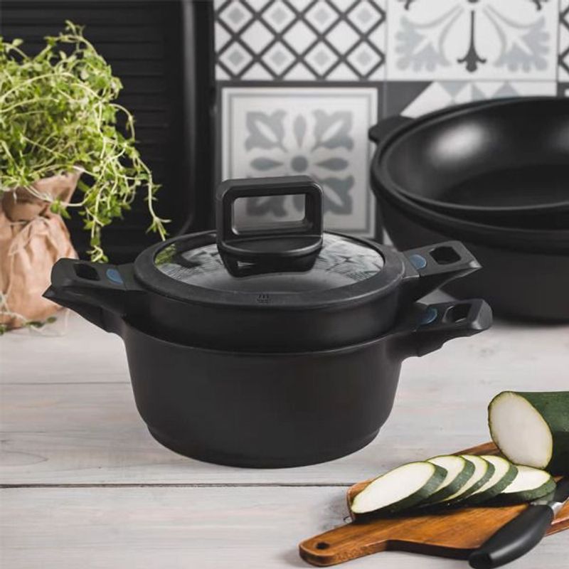 Casa si Gradina - Bucatarie si vesela - Vase pentru gatit - Oale si cratite - Oala cu capac AMBITION Ultimo, 18 cm, 1.8 L, invelis Ilag Ultimate - Infinity.ro