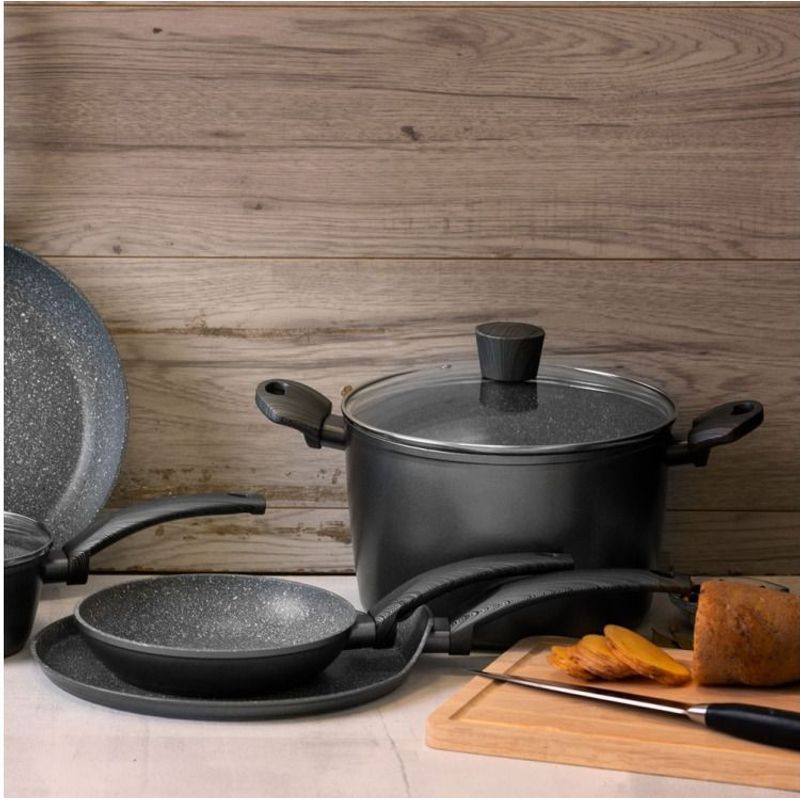 Casa si Gradina - Bucatarie si vesela - Vase pentru gatit - Oale si cratite - Oala inalta cu capac 20 cm, 3.6 L, invelis Qualum Basic Stone, AMBITION Loft - Infinity.ro