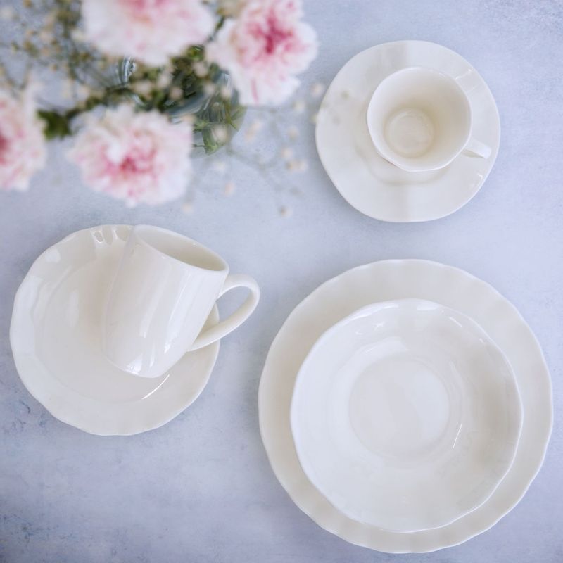 Casa si Gradina - Bucatarie si vesela - Vesela si tacamuri - Farfurii si boluri - Farfurie desert 19 cm, crem, ceramica, AMBITION Diana Rustic - Infinity.ro