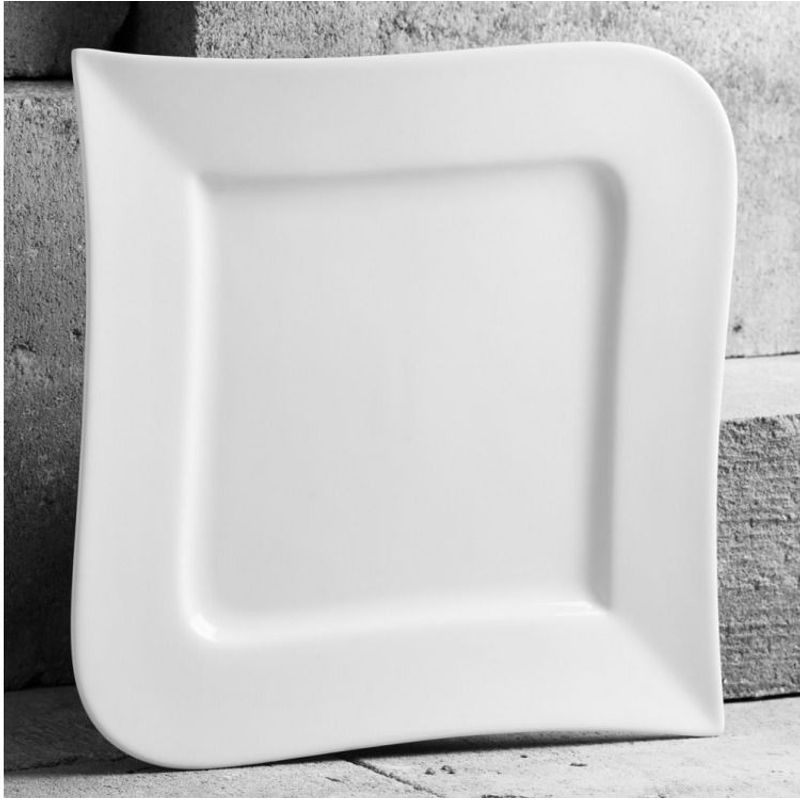 Casa si Gradina - Bucatarie si vesela - Vesela si tacamuri - Platouri de bucatarie - Platou patrat 28.5 x 28.5 cm, portelan alb, AMBITION Fala - Infinity.ro