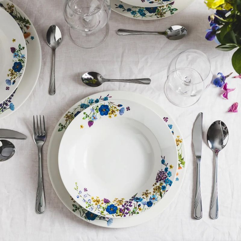 Casa si Gradina - Bucatarie si vesela - Vesela si tacamuri - Farfurii si boluri - Farfurie desert 19 cm, portelan, AMBITION Fiori - Infinity.ro