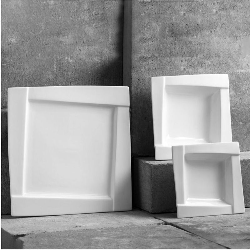 Casa si Gradina - Bucatarie si vesela - Vesela si tacamuri - Farfurii si boluri - Platou patrat 31 x 31cm, portelan alb, AMBITION Kubiko - Infinity.ro