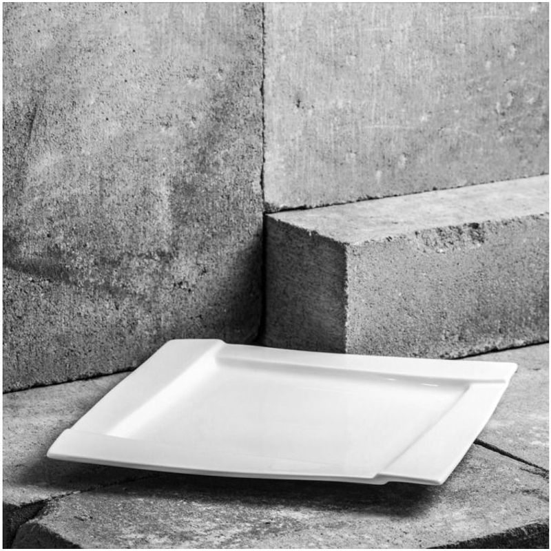 Casa si Gradina - Bucatarie si vesela - Vesela si tacamuri - Farfurii si boluri - Platou patrat 31 x 31cm, portelan alb, AMBITION Kubiko - Infinity.ro