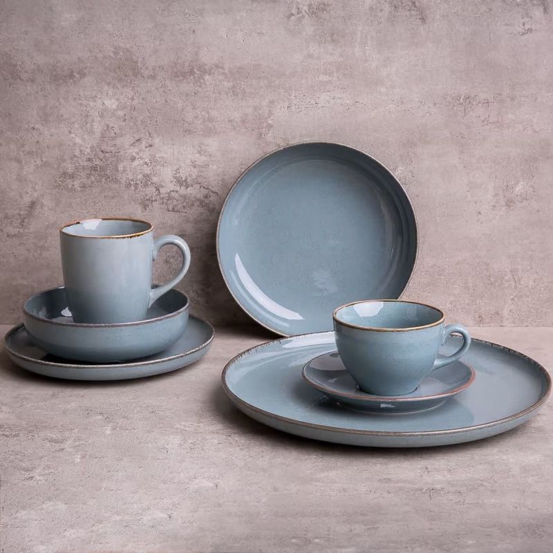 Casa si Gradina - Bucatarie si vesela - Vesela si tacamuri - Farfurii si boluri - Farfurie desert 19 cm, albastru, portelan, AMBITION Craft - Infinity.ro