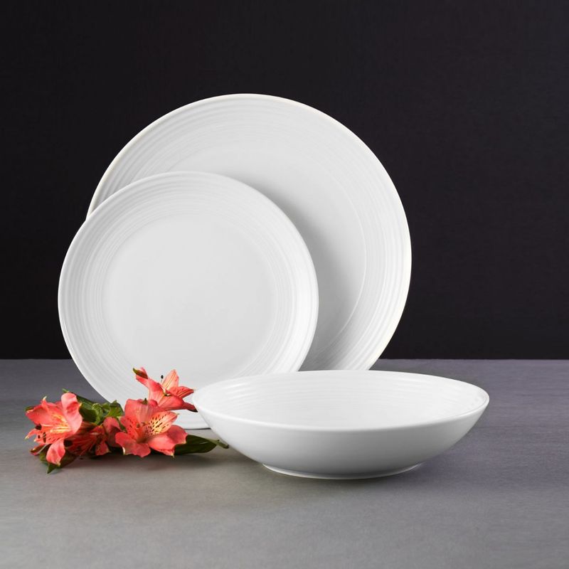 Casa si Gradina - Bucatarie si vesela - Vesela si tacamuri - Farfurii si boluri - Farfurie plata 27 cm, portelan alb, AMBITION Linea - Infinity.ro