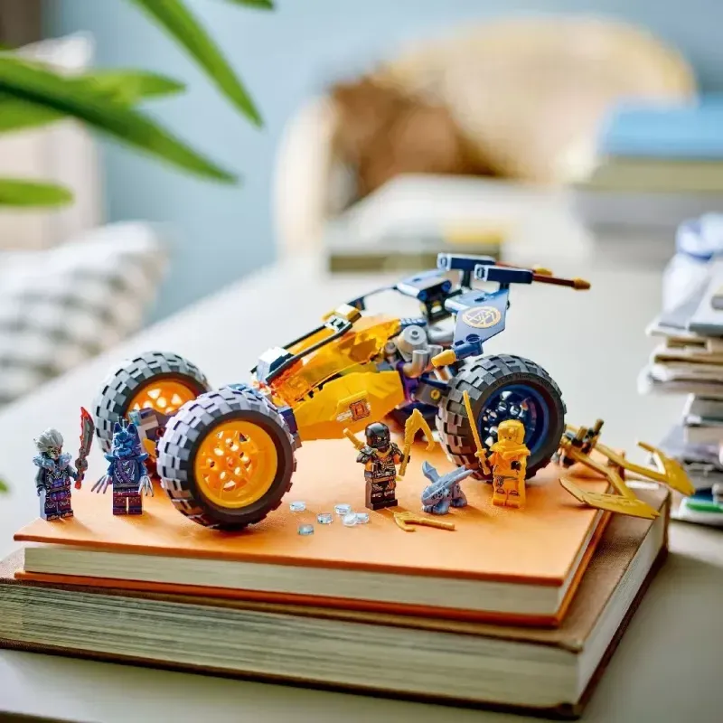 Jucarii, Copii si Bebe - Jucarii si jocuri - Seturi de constructie si cuburi - Seturi de constructie - Lego ninjago vehiculul de teren ninja al lui arin 71811 - Infinity.ro