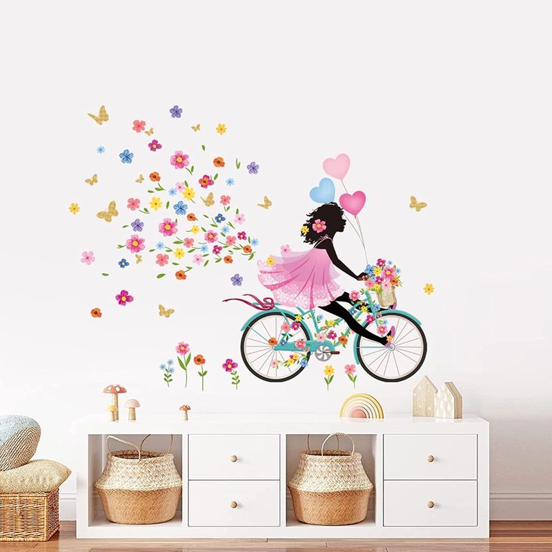 Casa si Gradina - Decoratiuni - Stickere decorative - Sticker decorativ, Fata pe bicicleta cu fluturi, 90 cm, 1141STK-1 - Infinity.ro