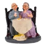 Casa si Gradina - Decoratiuni - Obiecte decorative - Accesorii decorative - Statueta decorativa, Bunicul cu bunica stand la masa, 10 cm, 1803H-1 - Infinity.ro