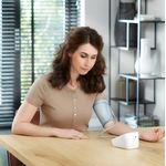 Ingrijire personala si Cosmetice - Sanatate si wellness - Aparate medicale - Tensiometre - Tensiometru de brat, Bleksy™ 809, Automat, Detectare puls neregulat, Validat clinic, 90 Memorii, Manseta 22-32cm, Alb - Infinity.ro