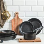 Casa si Gradina - Bucatarie si vesela - Vase pentru gatit - Oale si cratite - Set oale cu maner detasabil AMBITION Gold, 4 piese, invelis Qualum Basic Stone - Infinity.ro