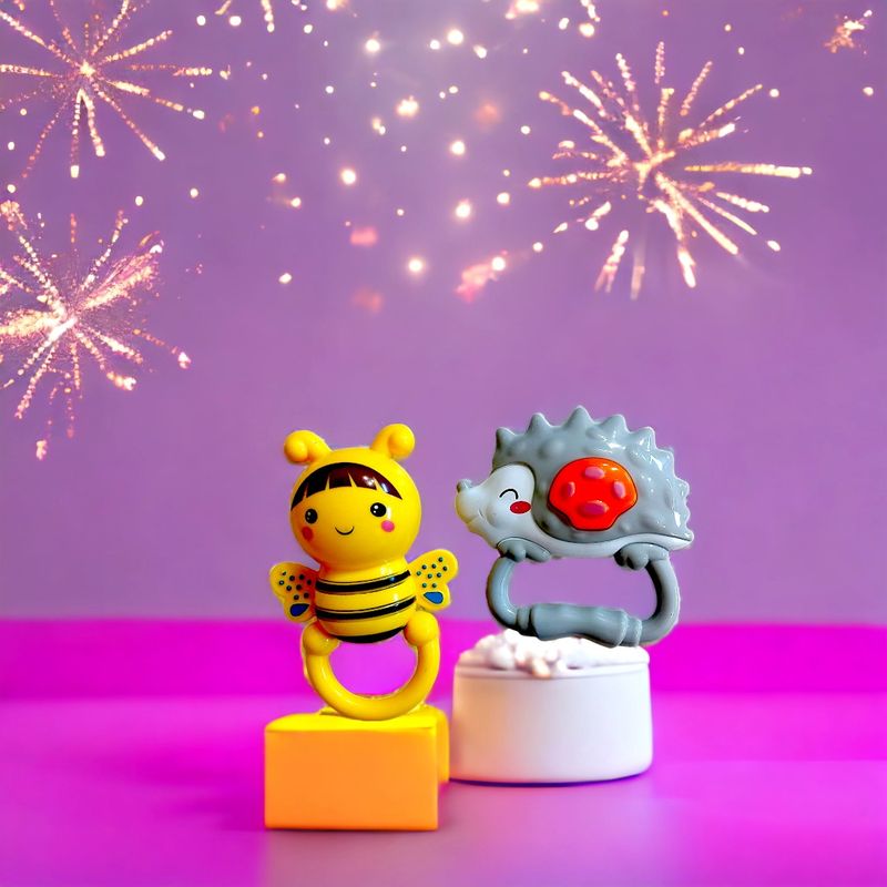 Jucarii, Copii si Bebe - Jucarii si jocuri - Jucarii bebelusi - Jucarii zornaitoare - Set zornaitori kidsNplay, arici de mare si albinuta, pentru copii 3 luni+ - Infinity.ro