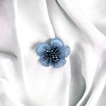 Casa si Gradina - Decoratiuni - DIY - Articole mercerie - Floare din organza cu margele pentru cusut sau lipit pe haine, diametru 4.5 cm, Albastru - Infinity.ro