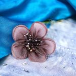 Casa si Gradina - Decoratiuni - DIY - Articole mercerie - Floare din organza cu margele pentru cusut sau lipit pe haine, diametru 4.5 cm, Bordo - Infinity.ro