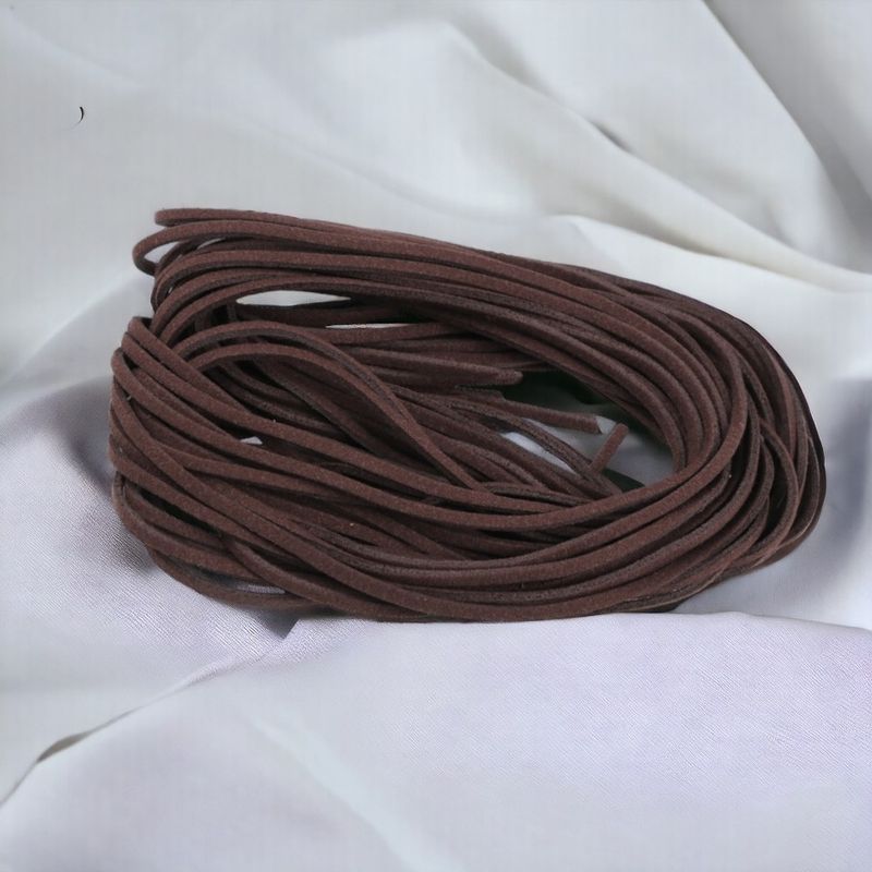 Casa si Gradina - Decoratiuni - DIY - Articole mercerie - Snur piele intoarsa ecologica Crisalida, lungime 1 m, Maro - Infinity.ro