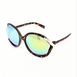 Fashion, accesorii si bijuterii - Femei - Accesorii femei - Infinity.ro