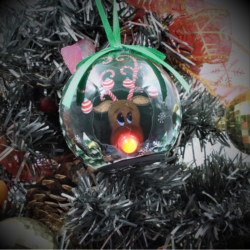 Casa si Gradina - Decoratiuni - Decoratiuni de sezon - Glob decorativ de culoare verde - model Ren - Infinity.ro