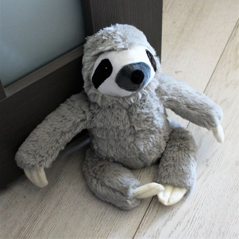 Casa si Gradina - Mobilier - Mobilier copii - Mobilier camera copiilor - Opritor usa sub forma de animalut lenes - Infinity.ro