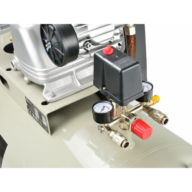 Casa si Gradina - Electrice - Echipamente electrice - Compresoare - Compresor 200L, 10bar, 400V, 490l/min, 4kW, GEKO G80310 - Infinity.ro