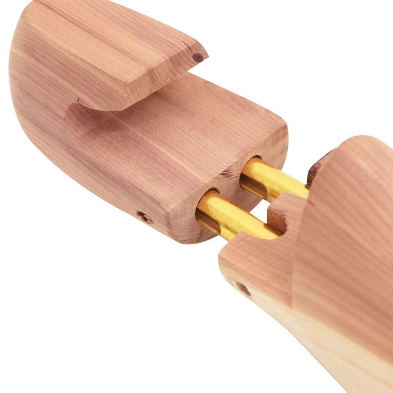 Market - Spalare si intretinere rufe - Produse intretinere Incaltaminte - Perii si alte accesorii - Dispozitiv largire pantofi cu incaltator, EU 38-39, lemn cedru, model fără buton - Infinity.ro