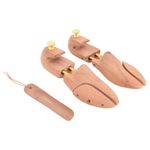 Market - Spalare si intretinere rufe - Produse intretinere Incaltaminte - Perii si alte accesorii - Dispozitiv largire pantofi cu incaltator, EU 36-37, lemn cedru, model cu buton - Infinity.ro