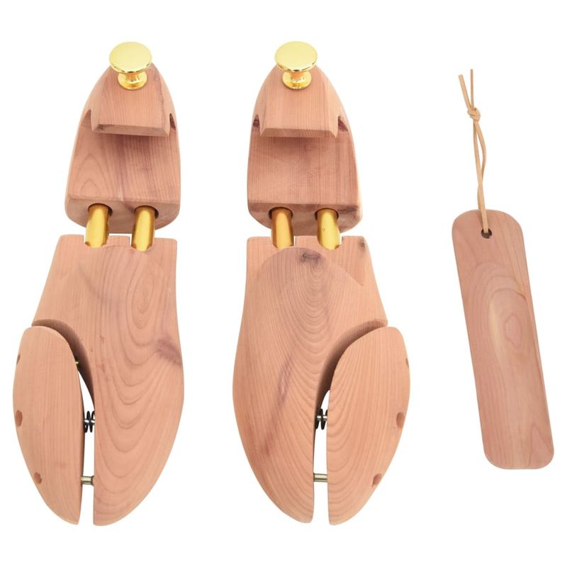 Market - Spalare si intretinere rufe - Produse intretinere Incaltaminte - Perii si alte accesorii - Dispozitiv largire pantofi cu incaltator, EU 36-37, lemn cedru, model cu buton - Infinity.ro