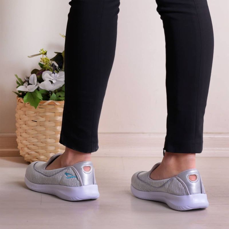 Sport si Outdoor - Echipament Sportiv - Incaltaminte sport - Pantofi sport - Pantofi de alergare STONE, pentru dama, culoare crem - 40 - Infinity.ro