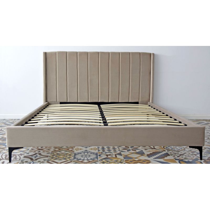 Casa si Gradina - Mobilier - Paturi si accesorii - Paturi - Pat Tossino, 180 x 200 cm, tapitat catifea bej, somiera inclusa - Infinity.ro
