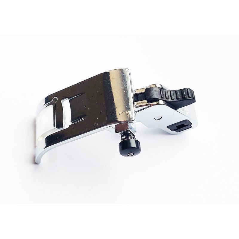 Electronice si Electrocasnice - Ingrijirea tesaturilor - Accesorii masini de cusut - Piciorus universal MATIC cu surub pentru masini de cusut de uz casnic - Infinity.ro