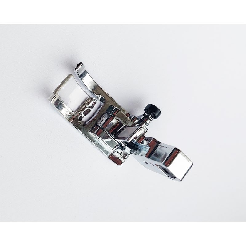Electronice si Electrocasnice - Ingrijirea tesaturilor - Accesorii masini de cusut - Piciorus universal MATIC cu surub pentru masini de cusut de uz casnic - Infinity.ro