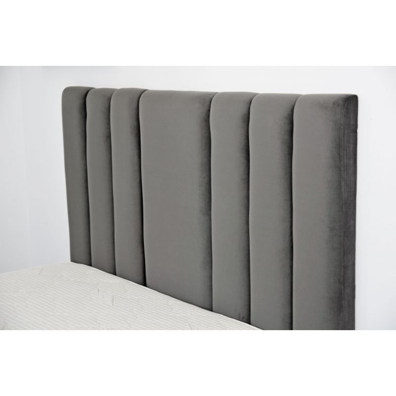 Casa si Gradina - Mobilier - Paturi si accesorii - Paturi - Pat Deja Vu, 180 x 200 cm, tapitat catifea gri, somiera inclusa - Infinity.ro