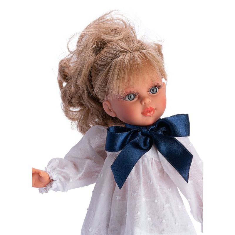 Jucarii, Copii si Bebe - Jucarii si jocuri - Papusi si accesorii - Papusi - Papusa Sabrina Blonda cu Camasa Alba cu Funda 40cm - Infinity.ro