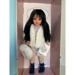 Jucarii, Copii si Bebe - Jucarii si jocuri - Papusi si accesorii - Papusi - Papusa Sabrina Bruneta cu Vesta si Caciulita Alba 40cm - Infinity.ro