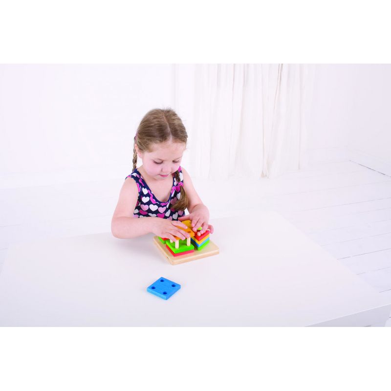 Jucarii, Copii si Bebe - Jucarii si jocuri - Jucarii bebelusi - Jucarii de sortat - Joc de sortare - 4 forme geometrice - Infinity.ro