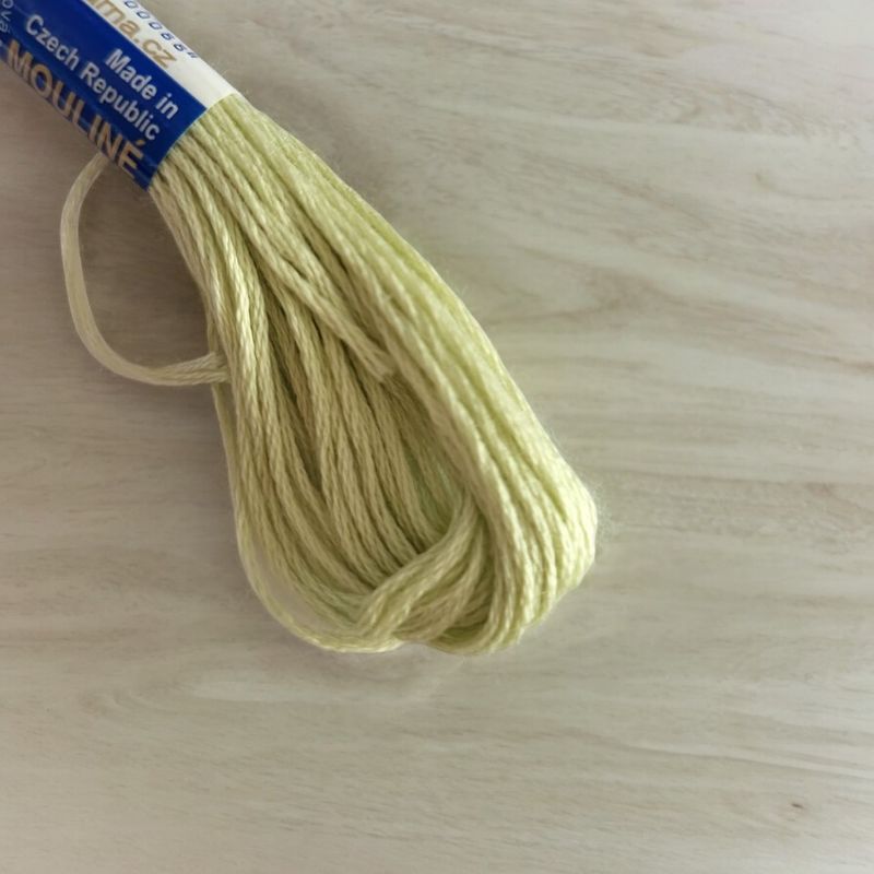 Casa si Gradina - Decoratiuni - DIY - Articole mercerie - Ata bumbac pentru brodat Mouline NITARNA, 8 m, Verde Mellow - Infinity.ro
