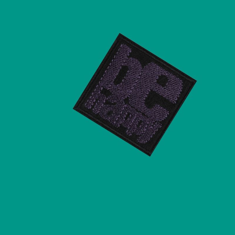 Casa si Gradina - Decoratiuni - DIY - Articole mercerie - Aplicatie brodata termoadeziva Crisalida, 62 x 62 mm, Be happy mov inchis - Infinity.ro