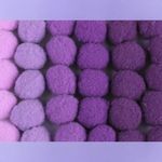 Jucarii, Copii si Bebe - Jucarii si jocuri - Jucarii & jocuri educative - Seturi de artizanat - Set 30 pompoane pentru activitati Crisalida, diametru 20 mm, Violet - Infinity.ro