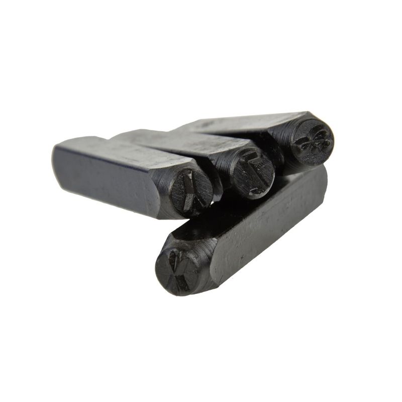 Auto si Moto - Reparatii si depanare - Scule auto - Scule si truse auto - Set 27 poansoane cu litere 8mm, Geko G01813 - Infinity.ro