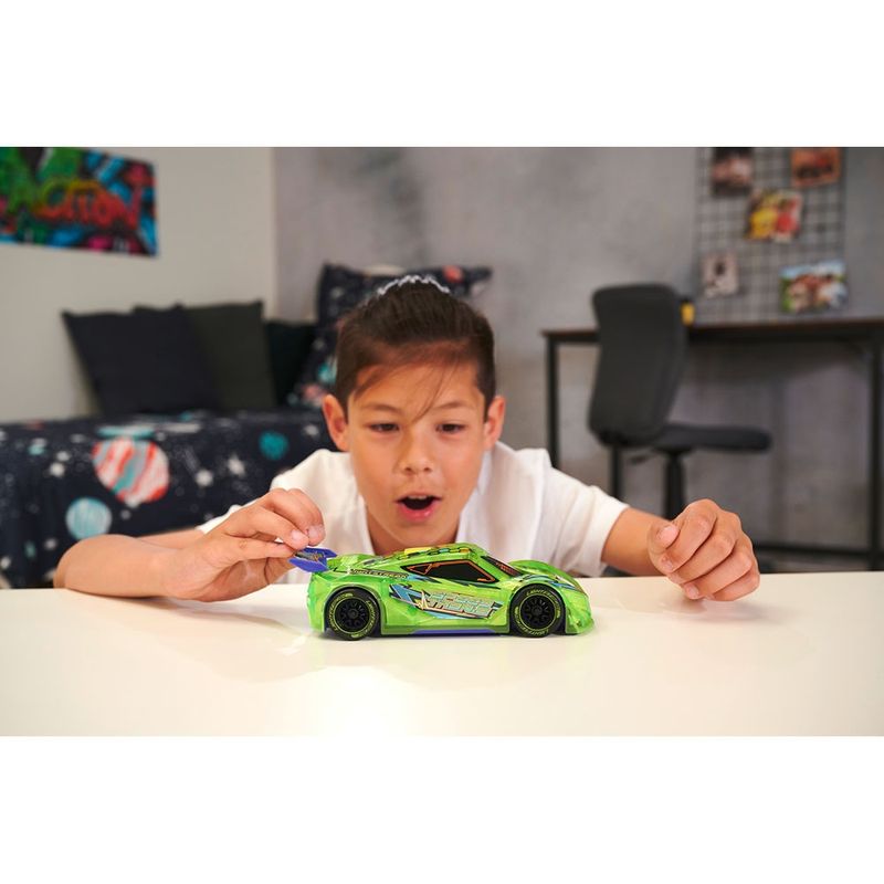 Jucarii, Copii si Bebe - Jucarii si jocuri - Vehicule si jucarii cu telecomanda - Masinute - Masina Dickie Toys Speed Tronic 20 cm verde cu lumini si sunete - Infinity.ro