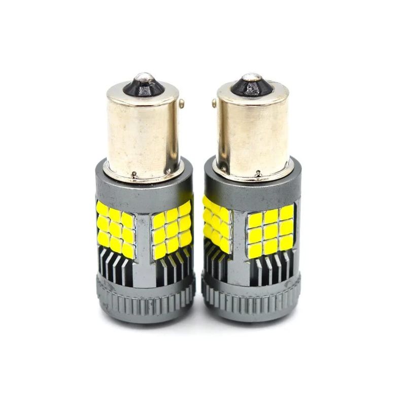 Auto si Moto - Electrice auto - Iluminare si semnalizare - Becuri auto - Set de 2 becuri led Xentech Light P21W cu radiator integrat 36 SMD cree Canbus 26 Watti per bec - Infinity.ro