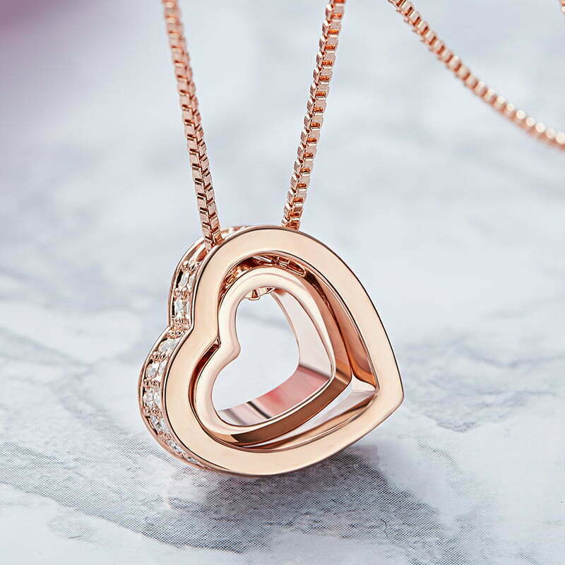 Fashion, accesorii si bijuterii - Femei - Bijuterii femei - Coliere femei - Colier MBrands Placat cu Aur roz forma inima cu cristale - Infinity.ro