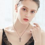 Fashion, accesorii si bijuterii - Femei - Bijuterii femei - Coliere femei - Colier MBrands din alama Placata cu rodiu, Pandantiv cristal austria, forma cruce cu aripi - Infinity.ro