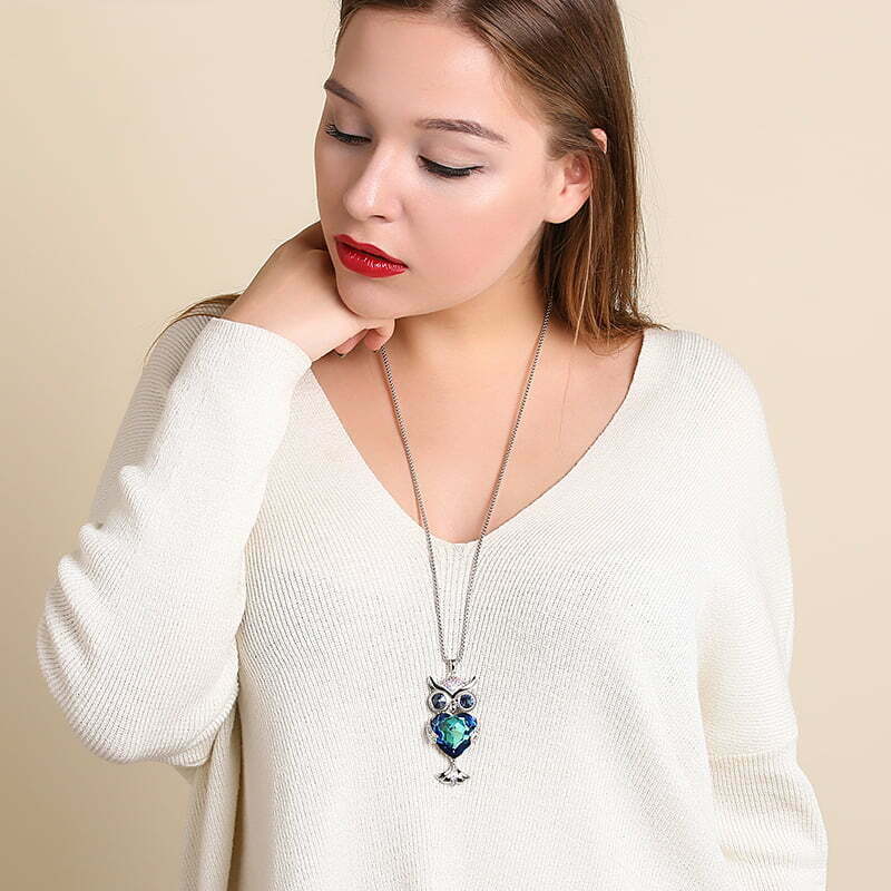 Fashion, accesorii si bijuterii - Femei - Bijuterii femei - Coliere femei - Colier MBrands Placat cu Aur Alb Rodiat cu Pandantiv Austria Crystals, forma bufnita, cristal mare - Infinity.ro
