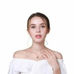 Fashion, accesorii si bijuterii - Femei - Bijuterii femei - Coliere femei - Colier cu pandantiv MBrands care proiecteaza cuvantul " Te Iubesc" in 100 de limbi - Infinity.ro