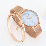 Fashion, accesorii si bijuterii - Femei - Bijuterii femei - Ceasuri femei - Set Mbrands de dama ceas quartz si bratara in forma de inima - Infinity.ro