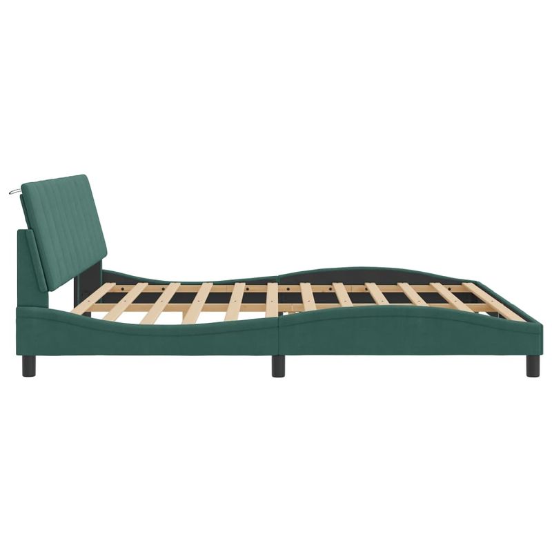 Casa si Gradina - Mobilier - Paturi si accesorii - Paturi - Cadru de pat cu tablie, verde inchis, 200x200 cm, catifea - Infinity.ro
