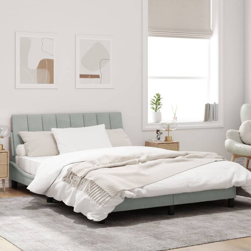 Casa si Gradina - Mobilier - Paturi si accesorii - Paturi - Cadru de pat cu tablie, gri deschis, 120x200 cm, catifea - Infinity.ro