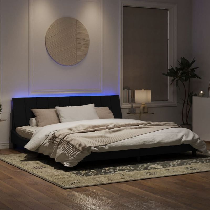 Casa si Gradina - Mobilier - Paturi si accesorii - Paturi - Cadru de pat cu lumini LED, negru, 200x200 cm, catifea - Infinity.ro