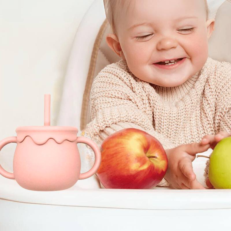 Jucarii, Copii si Bebe - Hrana si alaptare - Biberoane, suzete si accesorii hranire - Articole hranire bebelusi - Set hranire bebe, BLEKSY®, Baveta, Bol cu Ventuza, Farfurie cu Capac, Pahar, Lingurita si Furculita, Fara Alergeni, Roz - Infinity.ro