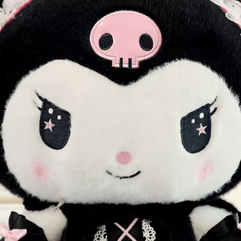 Jucarii, Copii si Bebe - Jucarii si jocuri - Jucarii de plus - Papusa tip Kuromi din seria Hello Kitty Sanrio, din plus cu rochita, 55cm ABYZ®™ - Infinity.ro