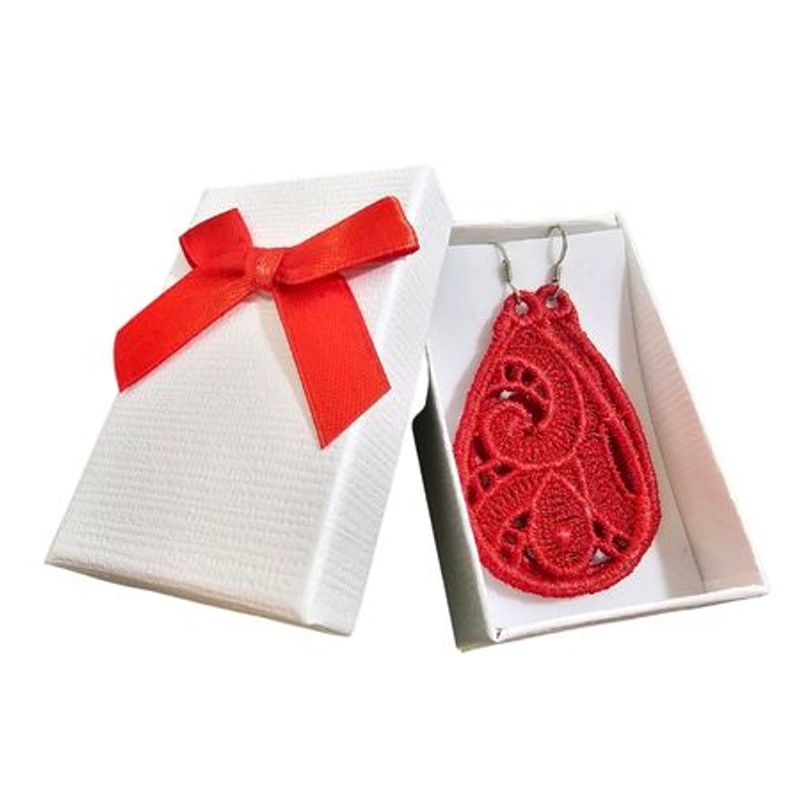 Fashion, accesorii si bijuterii - Femei - Bijuterii femei - Cercei femei - Cercei Brodati Teardrop, Ariale, lacrima, rosu - Infinity.ro